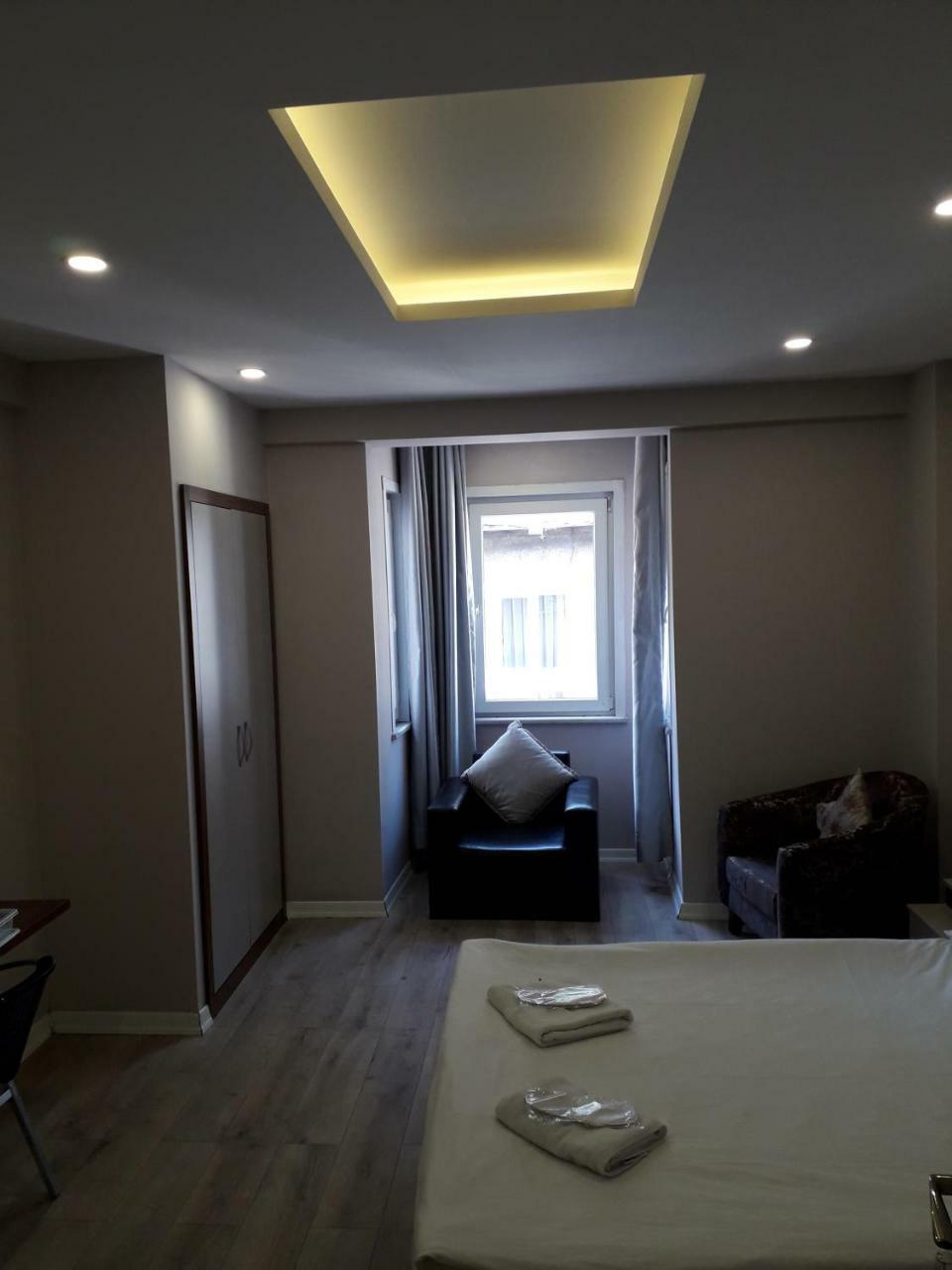 Taksim Mass Suite Истанбул Екстериор снимка